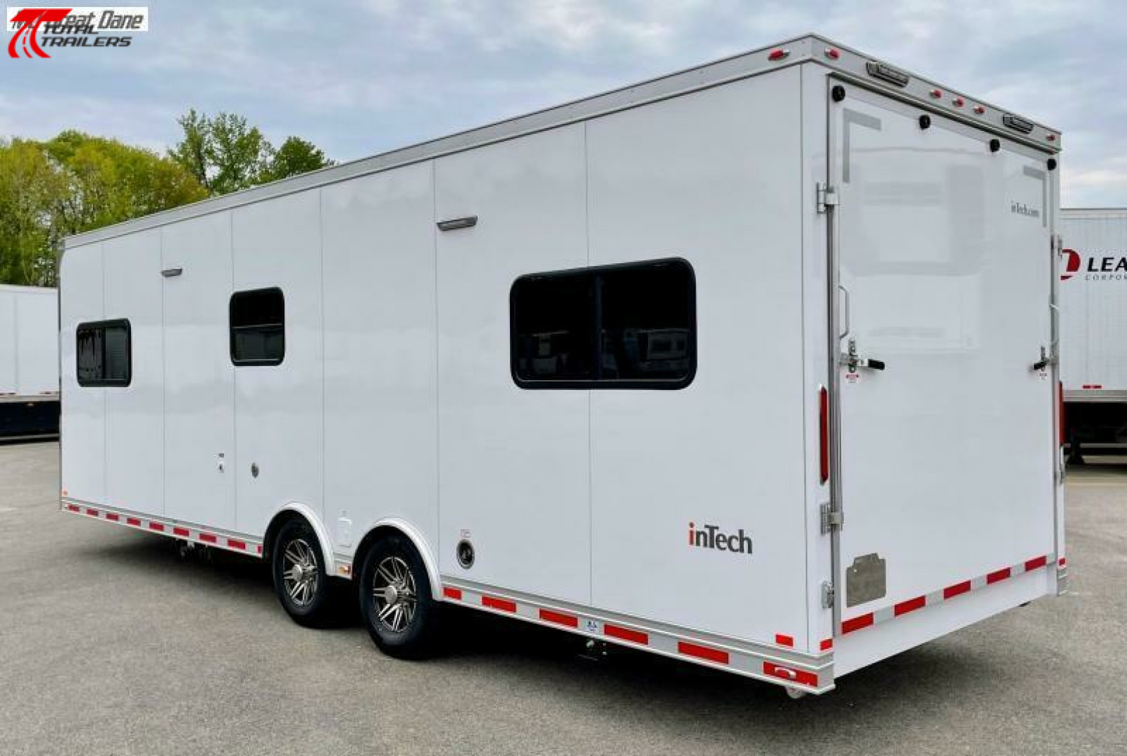 New 28' (2) Room Aluminum Office / Medical Trailer w/ Bathroom, Generator, AC, Heat