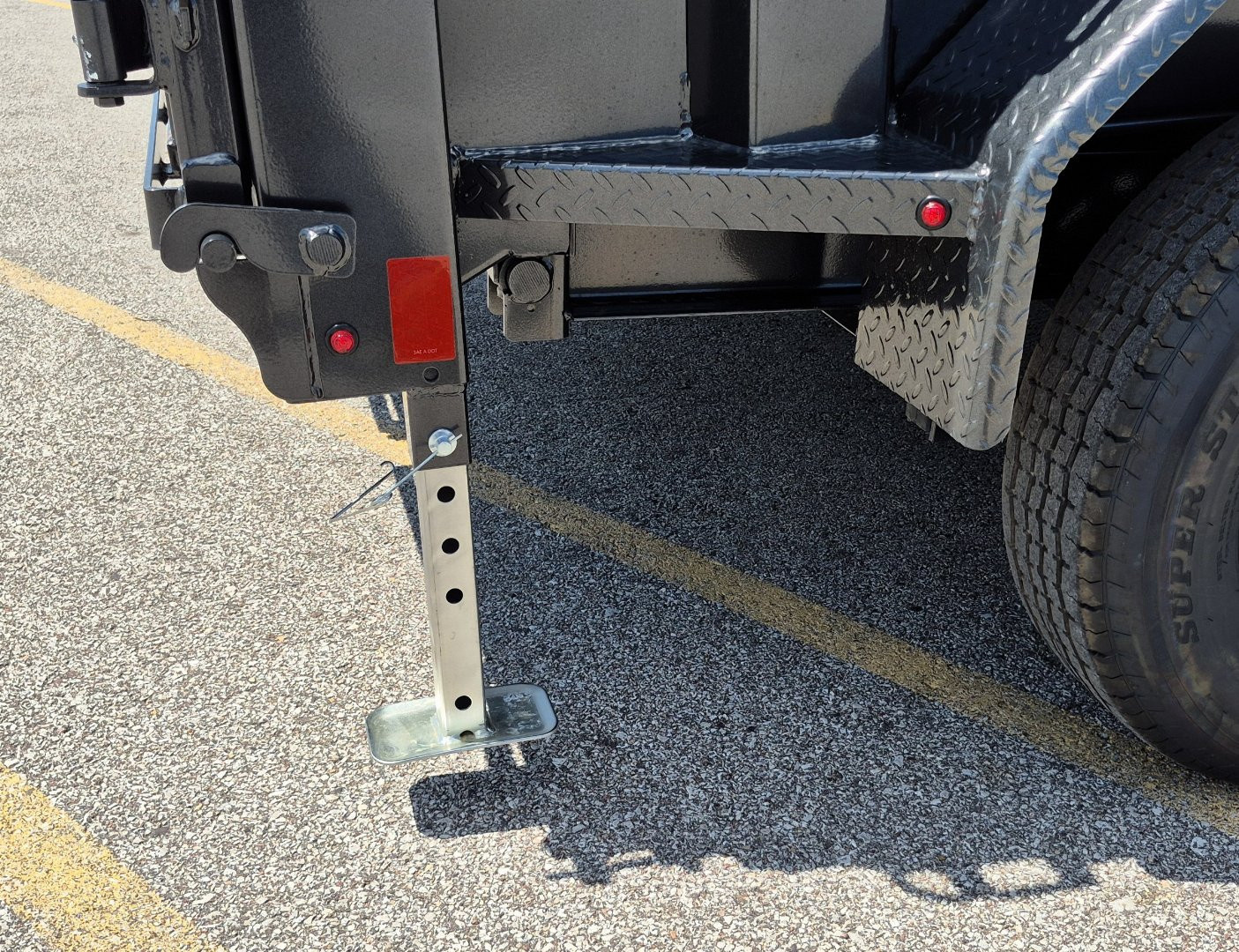 New Diamond C Trailers MDT-206-6.5'x 12' 9890lb (GVWR) Dump Trailer