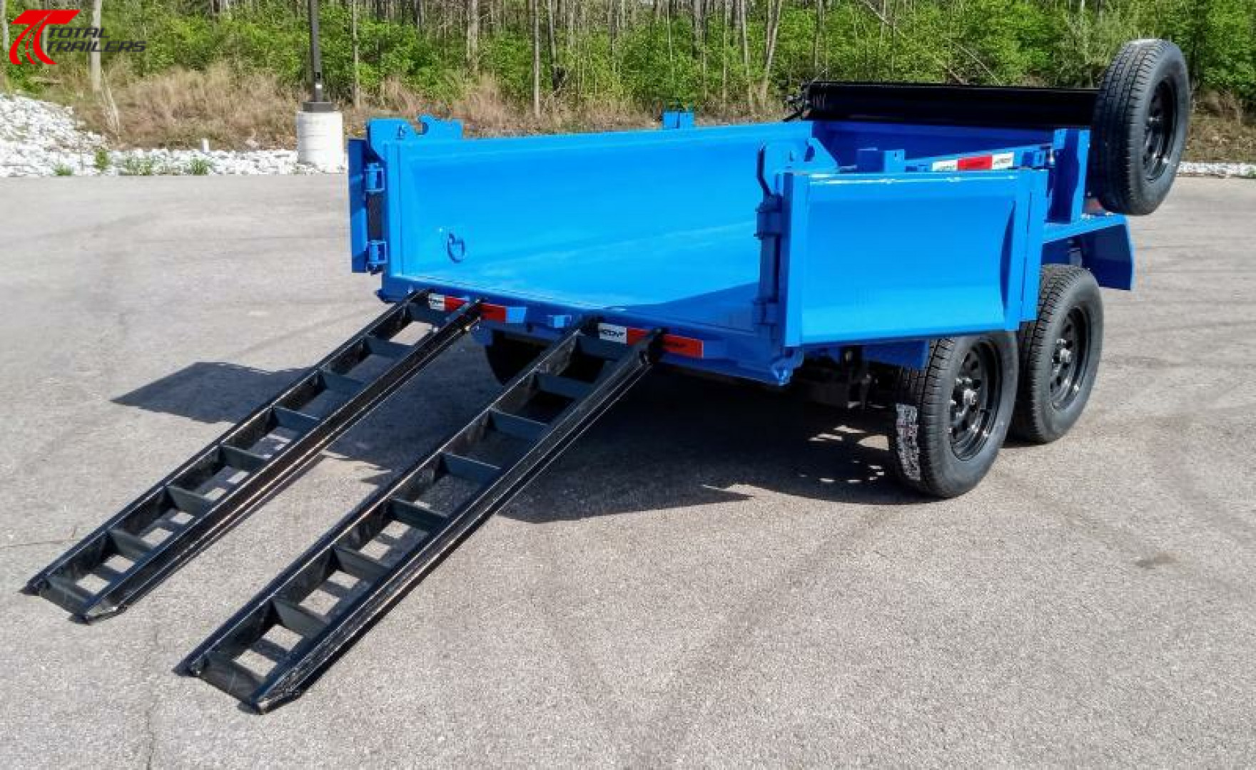 New Horizon Trailers 10' Dump Trailer 7630LB, 18" Sides, Tarp, Ramps, Spare