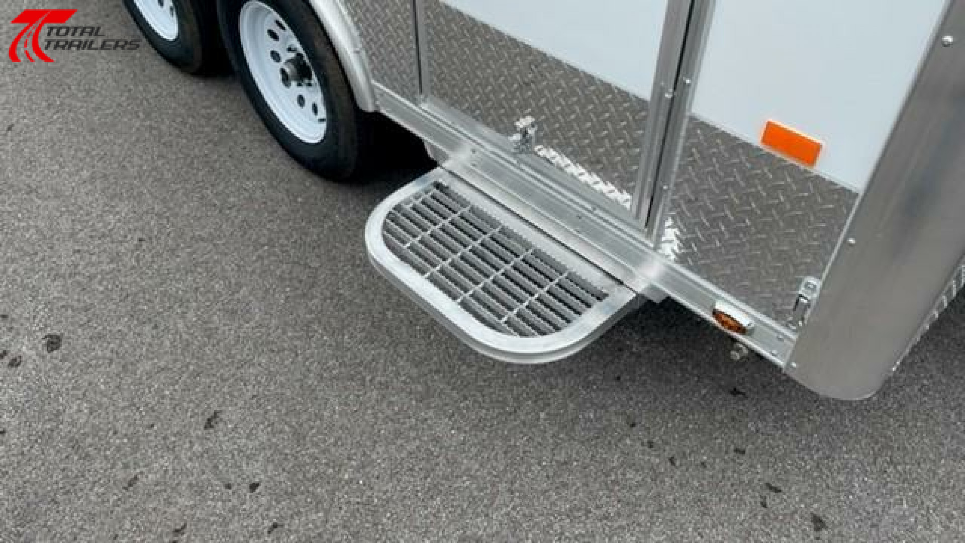 New Intech 8 X 12 Aluminum Fiber Optic Splicing Trailer w/ Generator