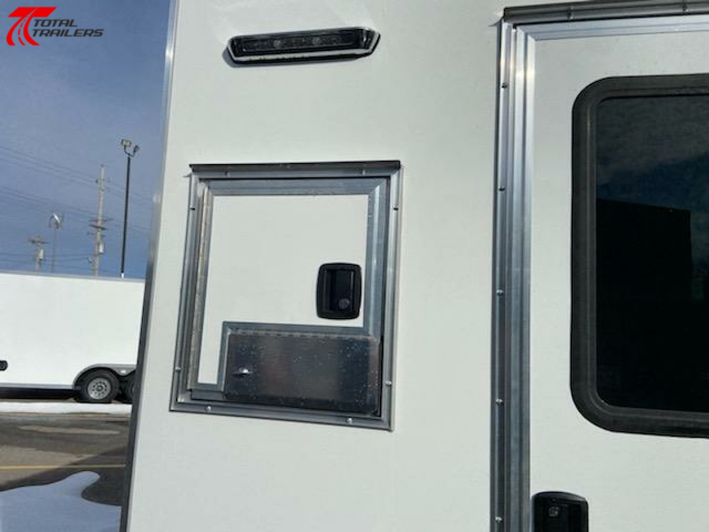 New Intech 7 X 12 Aluminum Fiber Optic Splicing Trailer