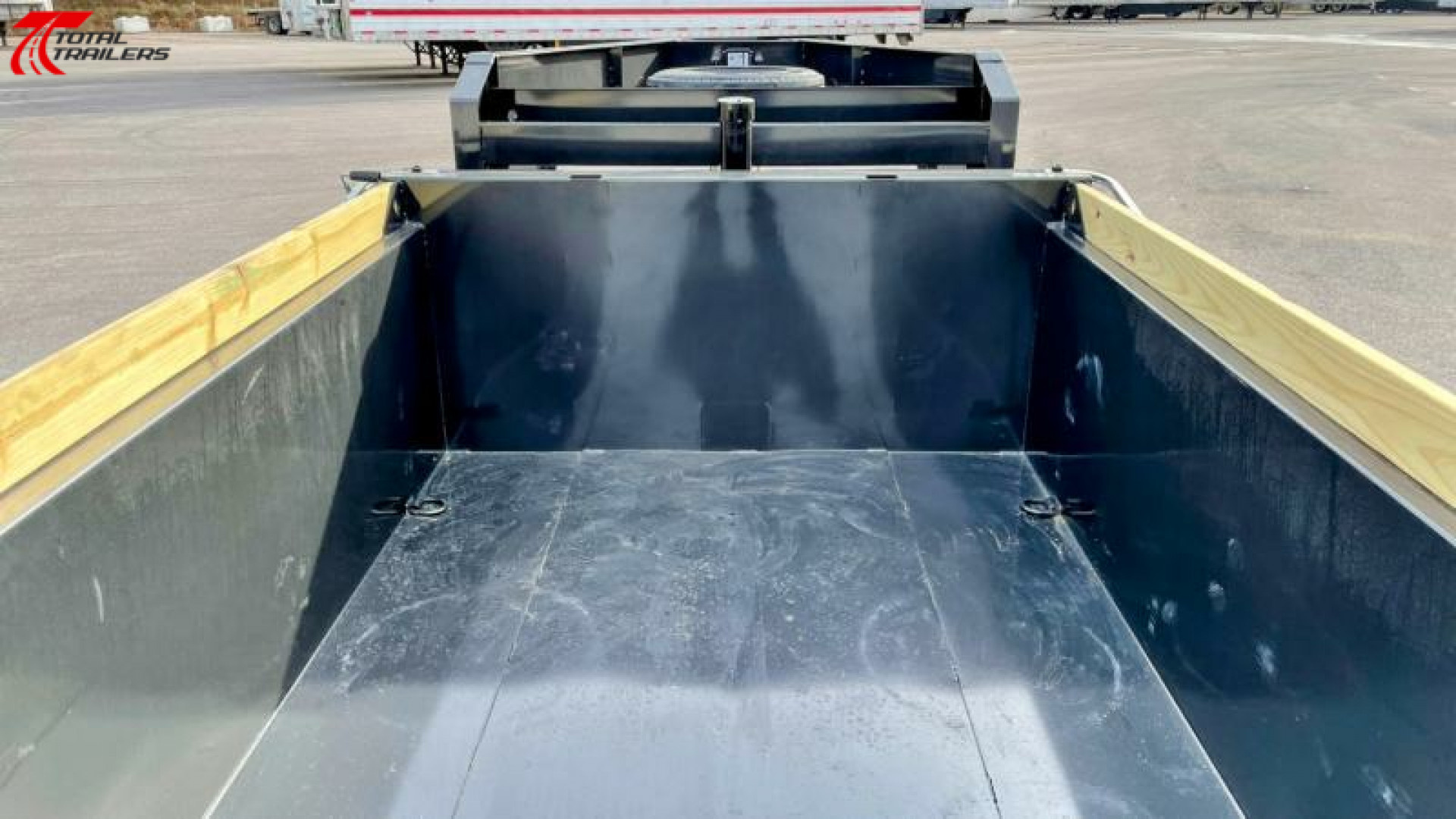 New Diamond C Trailers LPT 208 (18,000lb) GVWR GOOSENECK DUMP TRAILER