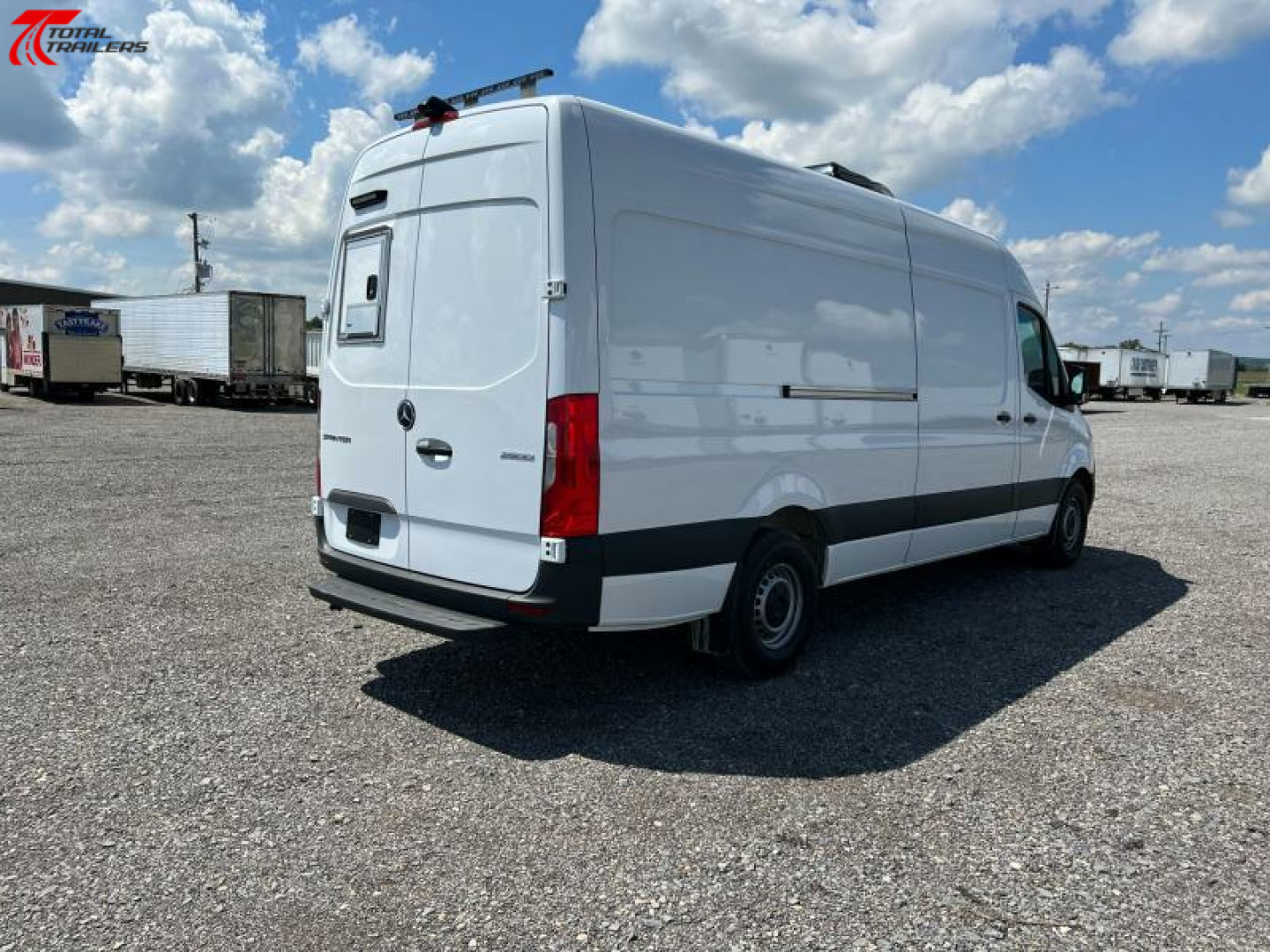 New Mercedes Fiber Splicing Van