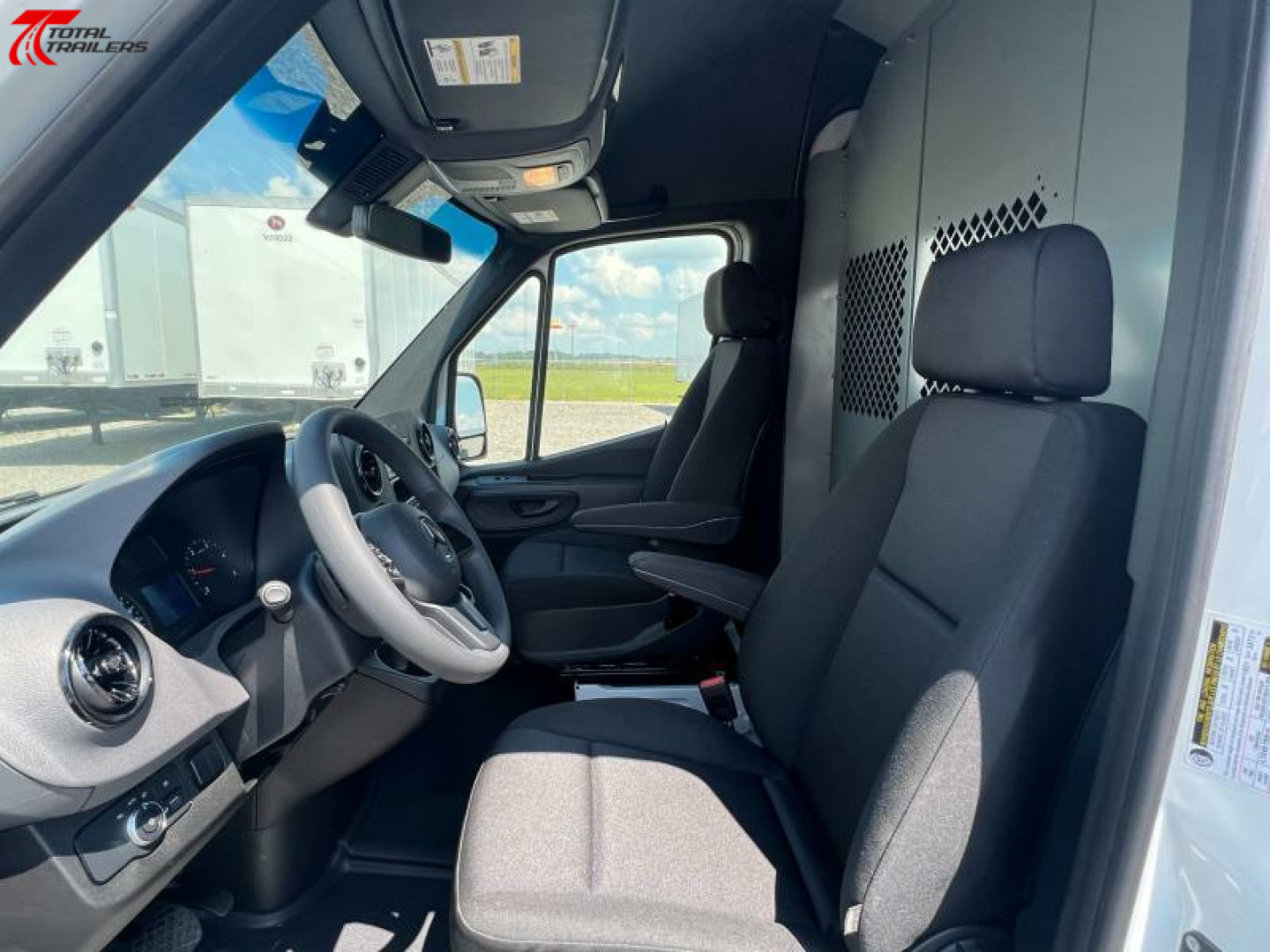 New Mercedes Fiber Splicing Van