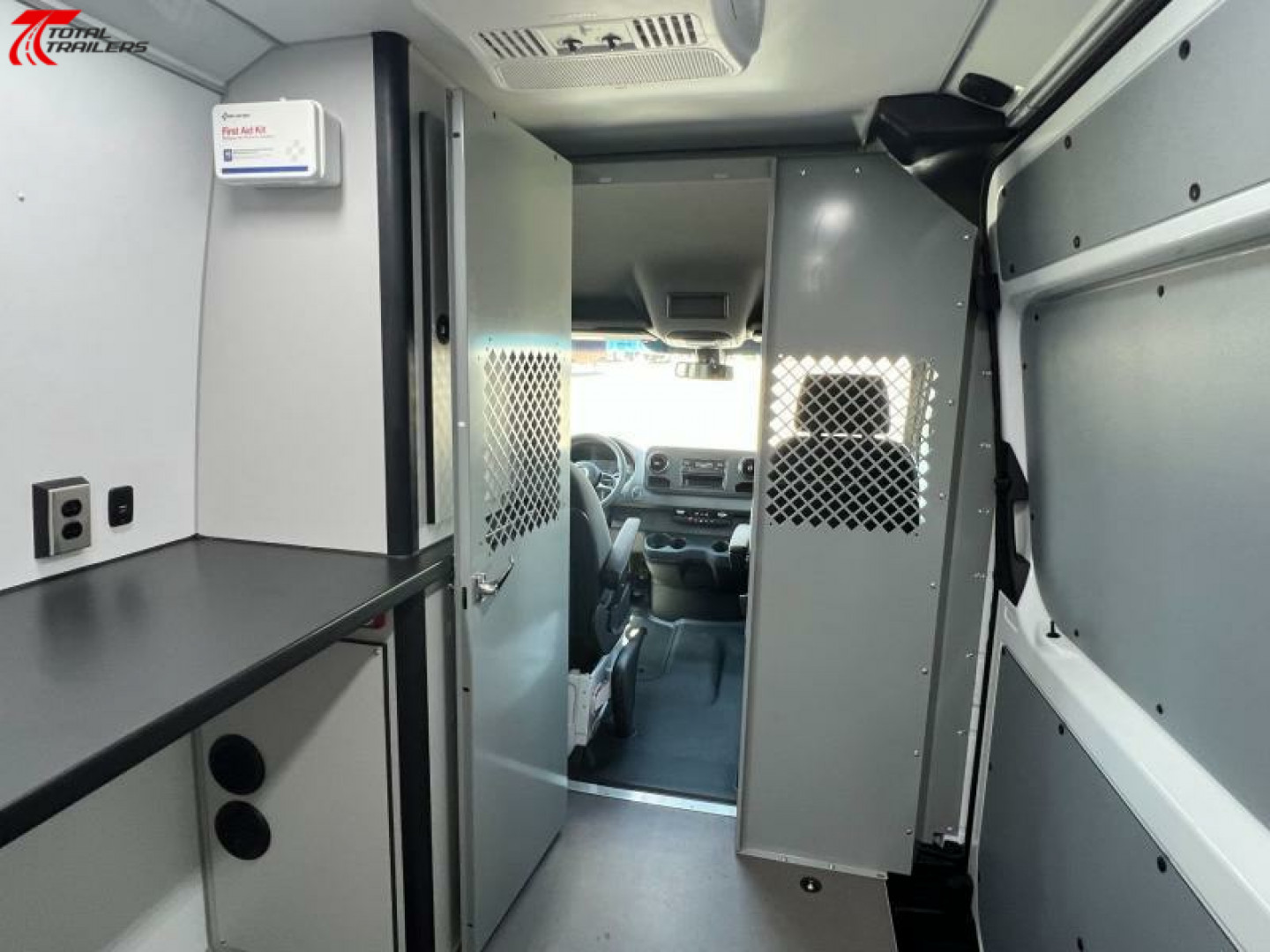 New Mercedes Fiber Splicing Van