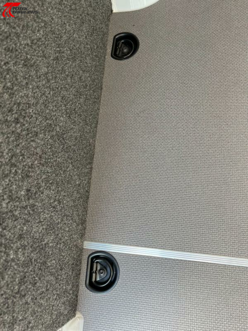 New Mercedes Fiber Splicing Van