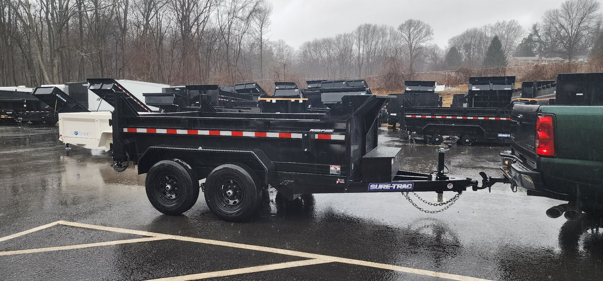 New 6 x 10 Sure-Trac Low-Pro Single Ram Dump Trailer 10k**w/ Stabilizer Jacks