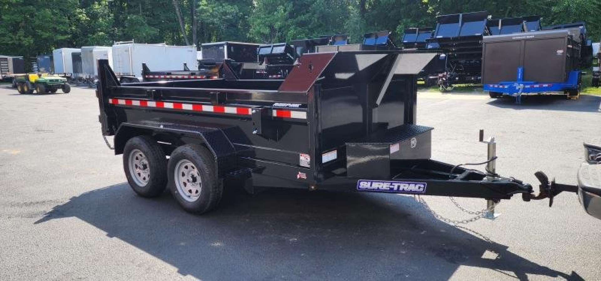 New 6 x 10 Sure-Trac Low-Pro Single Ram Dump Trailer 7k **w/Ramps & Stab Jacks
