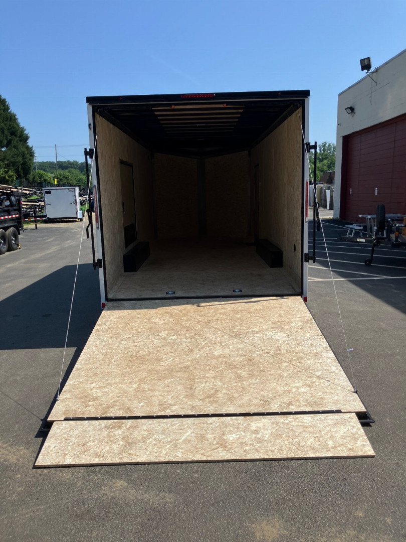 New 8.5 x 20 Look Element SE Car Hauler 10k / Enclosed Car Trailer
