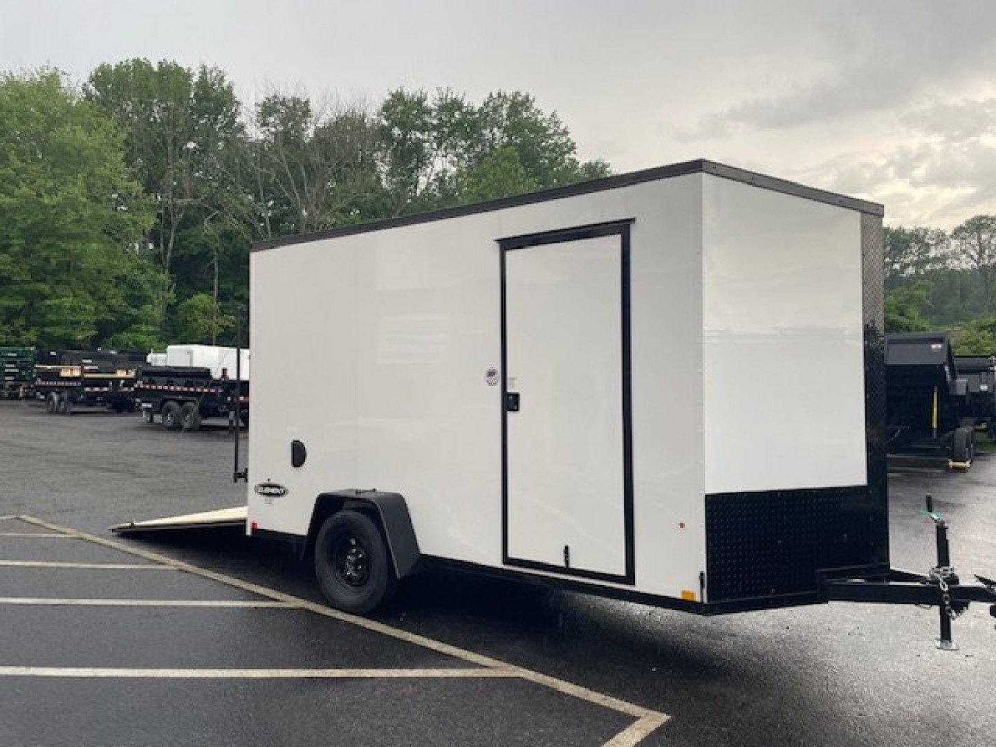 New 6 x 12 Look Element**7'interior** Se Blackout Package 3k