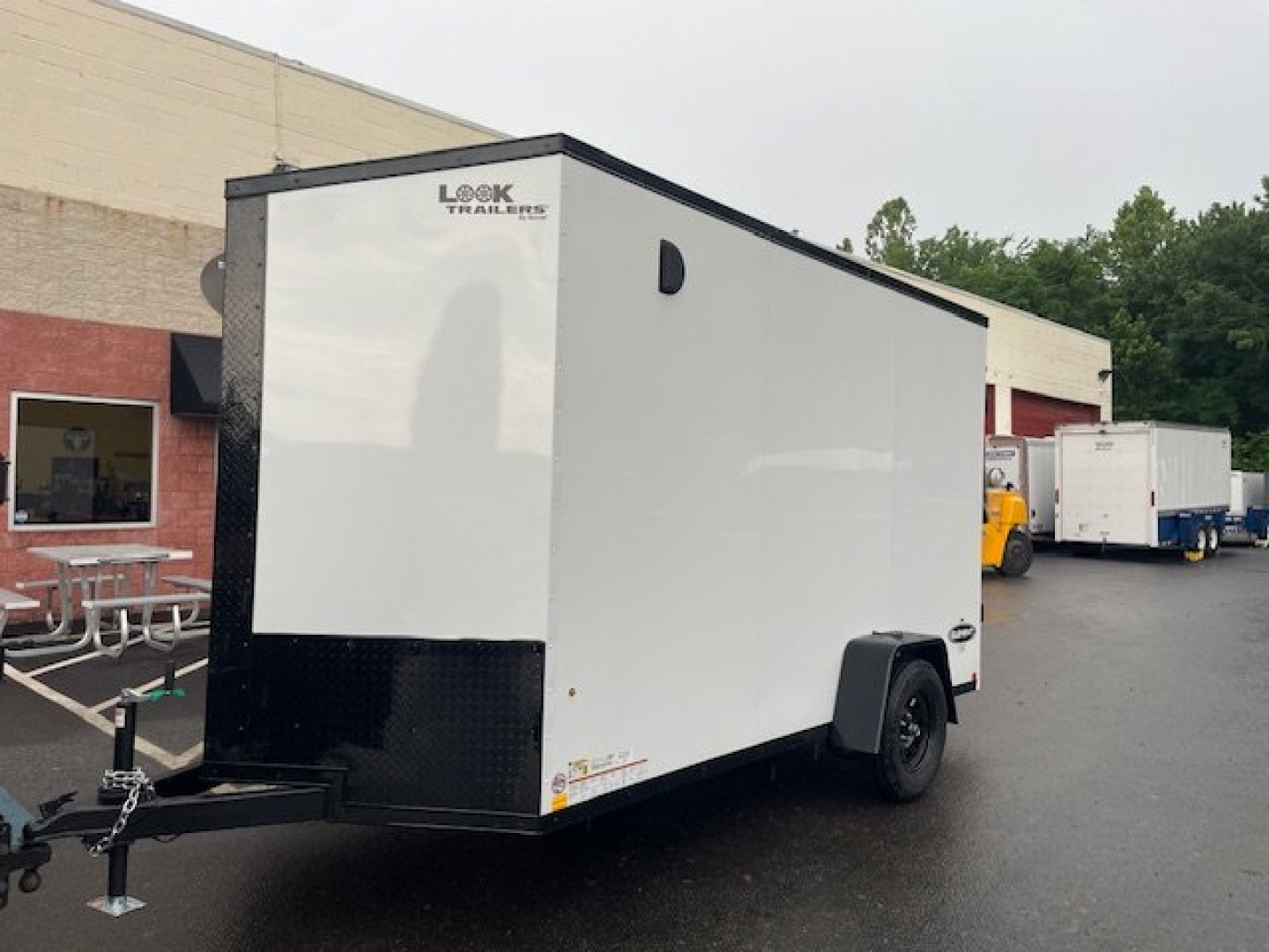 New 6 x 12 Look Element**7'interior** Se Blackout Package 3k