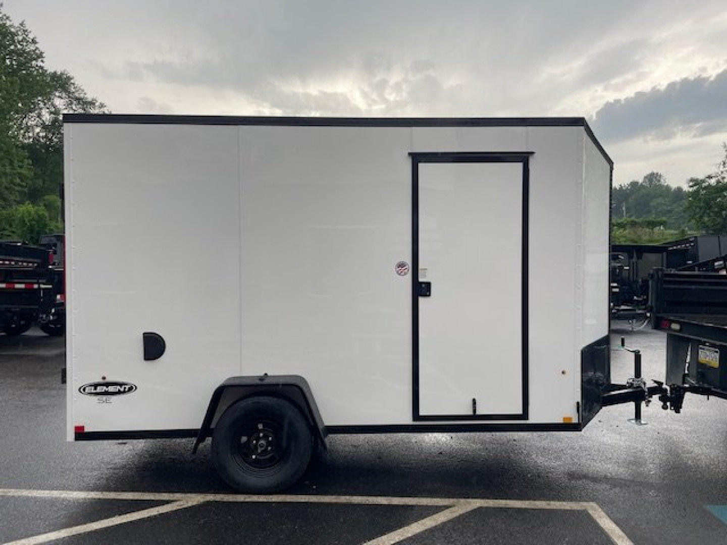 New 6 x 12 Look Element**7'interior** Se Blackout Package 3k