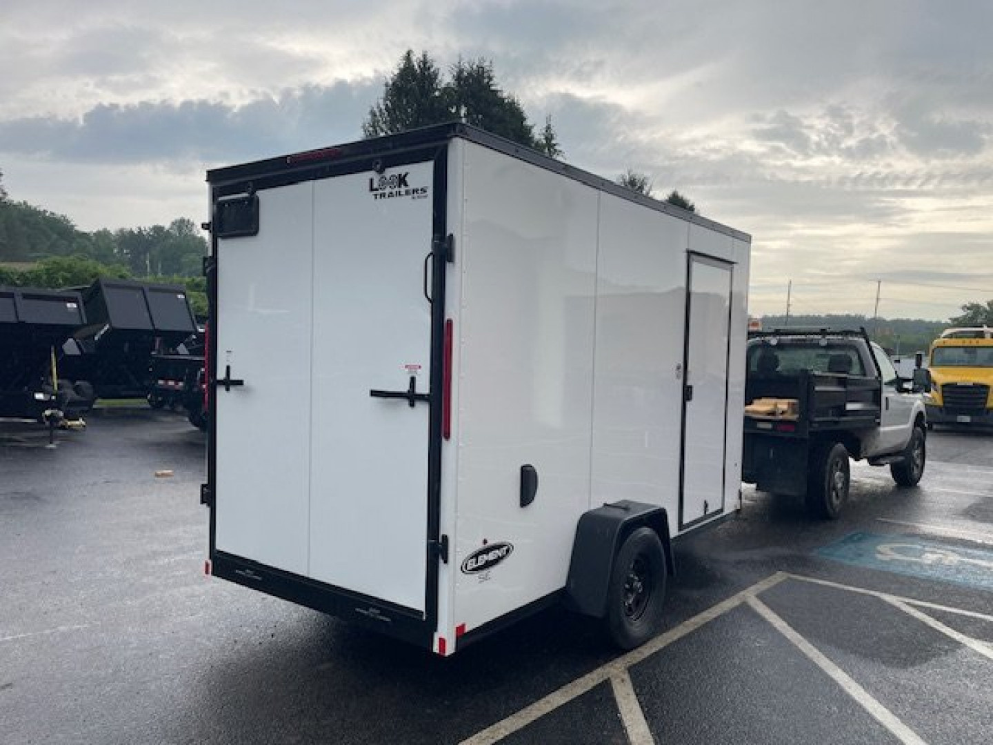 New 6 x 12 Look Element**7'interior** Se Blackout Package 3k