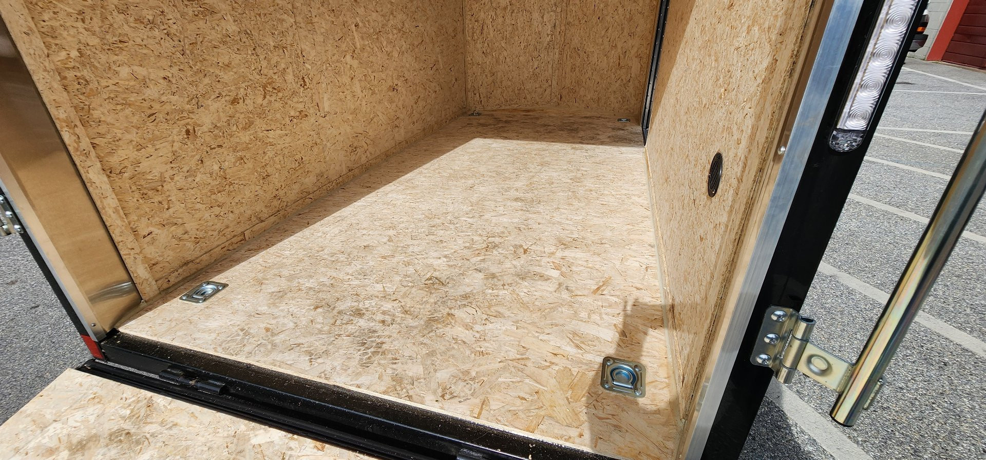 New 7x12 LOOK Element Se V-Nose Blackout Package 5k ****7'6" interior height