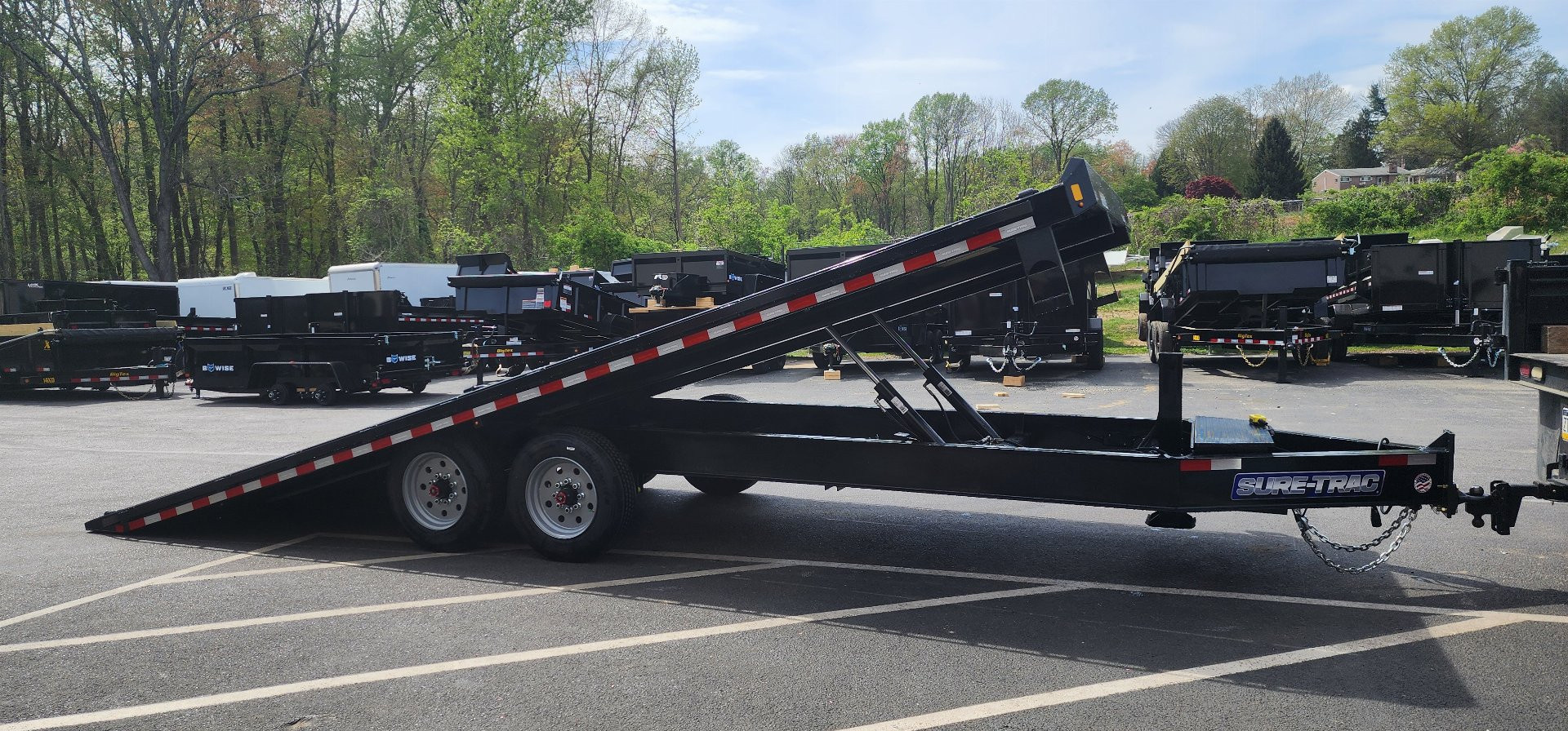 New 8.5 x 22 Sure-Trac HD Power-Tilt Flat Deck Deckover Equipment Trailer 17.6k ***Hydraulic Jack