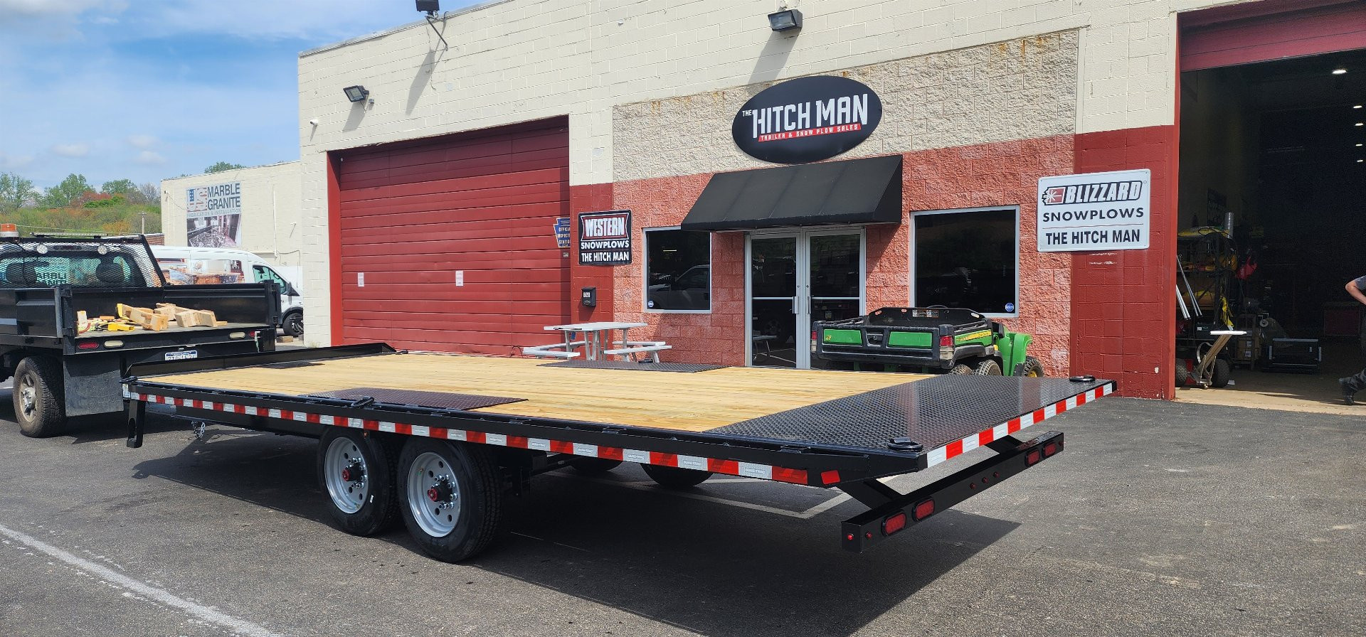 New 8.5 x 22 Sure-Trac HD Power-Tilt Flat Deck Deckover Equipment Trailer 17.6k ***Hydraulic Jack