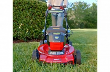 New Toro 22" Recycler 60V MAX* Electric Walk Power Mower **6ah Battery, RWD, SMARTSTOW, Personal Pace, High Wheel