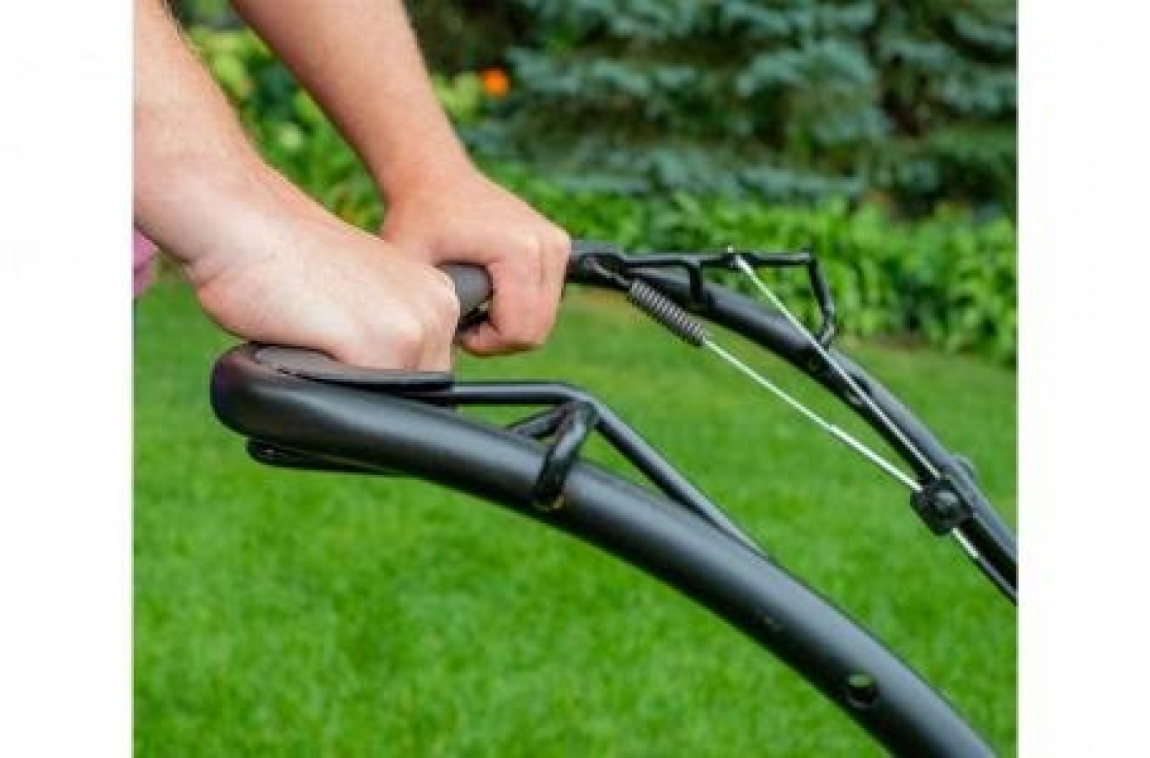 New Toro 22" Recycler Walk Power Mower, FWD w/ SMARTSTOW, High Wheel, 150cc Briggs & Stratton Engine