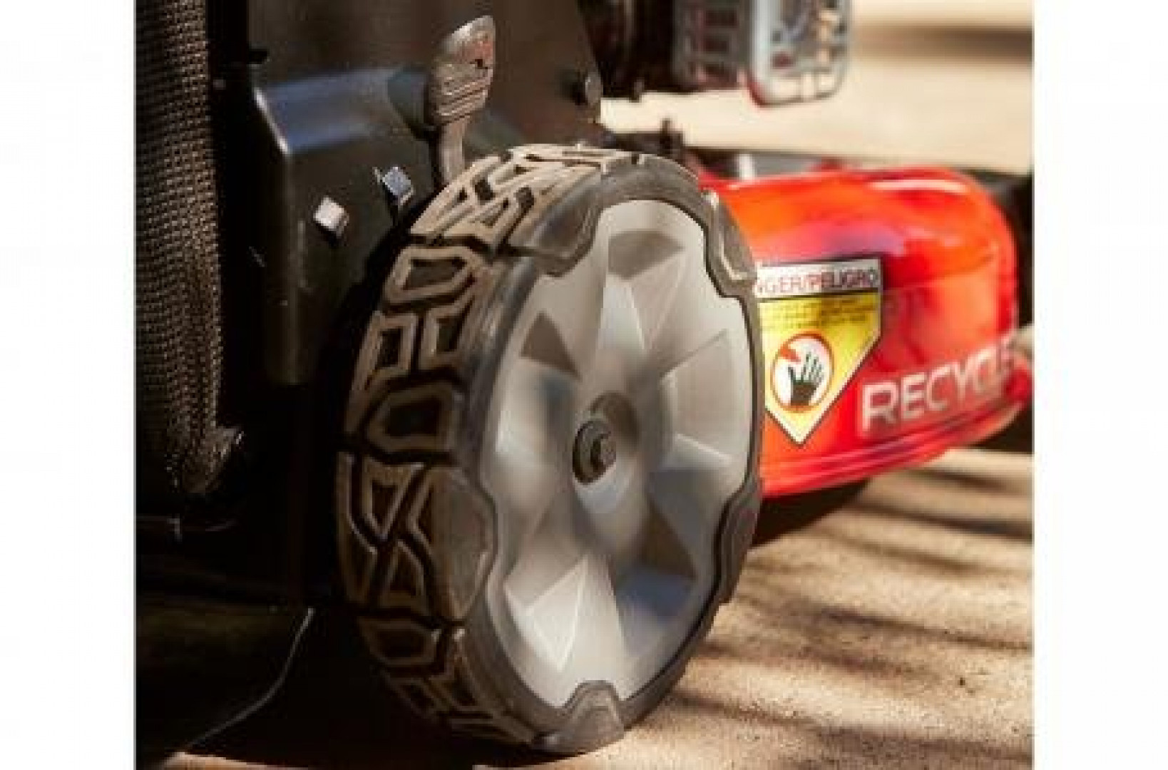 New Toro 21" High Wheel Push Mower, 140cc Briggs & Stratton