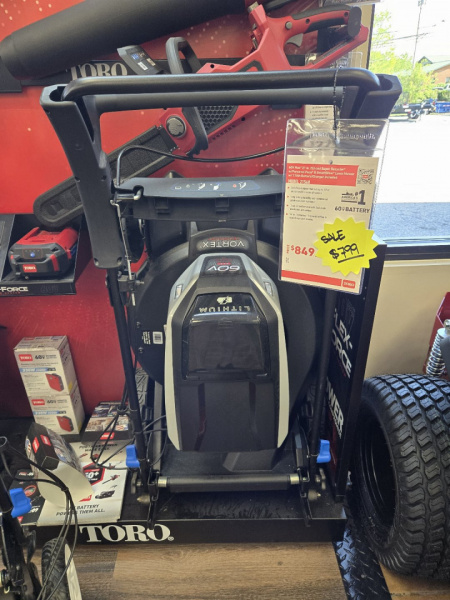 New Toro 21" 60V MAX* Super Recycler Electric Walk Power Mower **7.5ah Battery, Personal Pace, Smart Stow