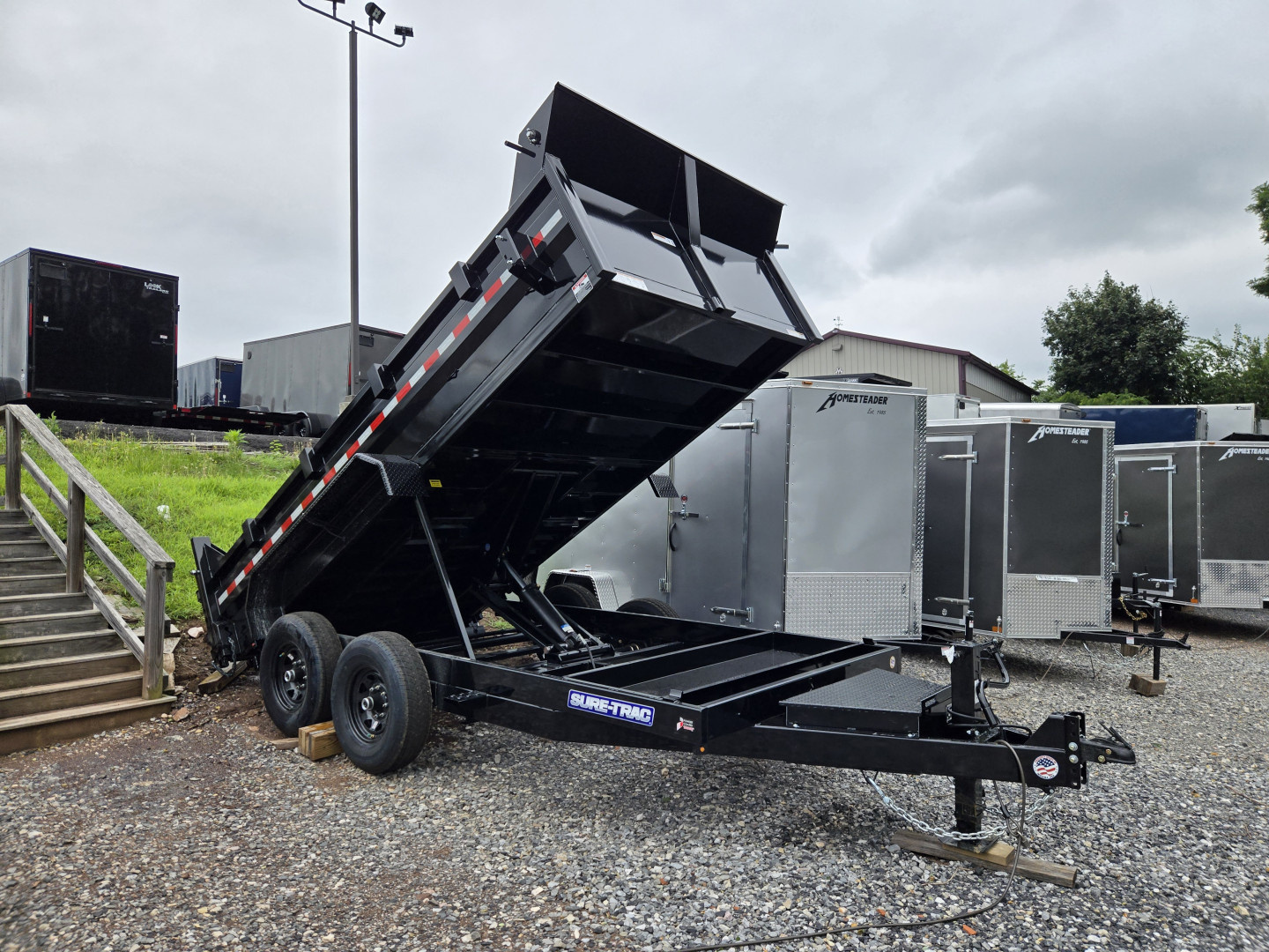 New 7 x 14 Sure-Trac HD Low Pro Scissor Hoist Dump Trailer 14k GVWR w/ Tarp Kit Installed & 110v Batt. Charger