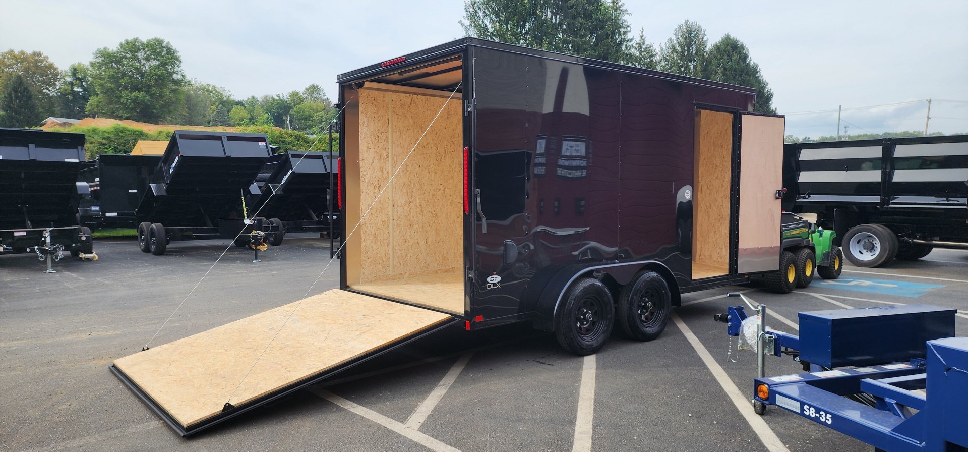 Enclosed Cargo Trailer photo 5