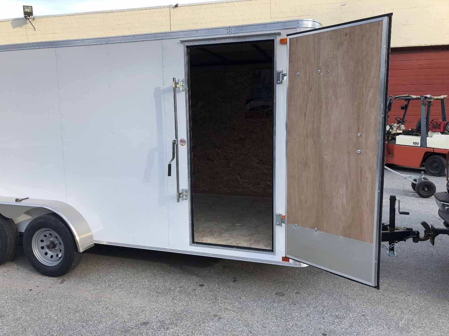 New 7 x 16 Look Element Se V-Nose Cargo 7k