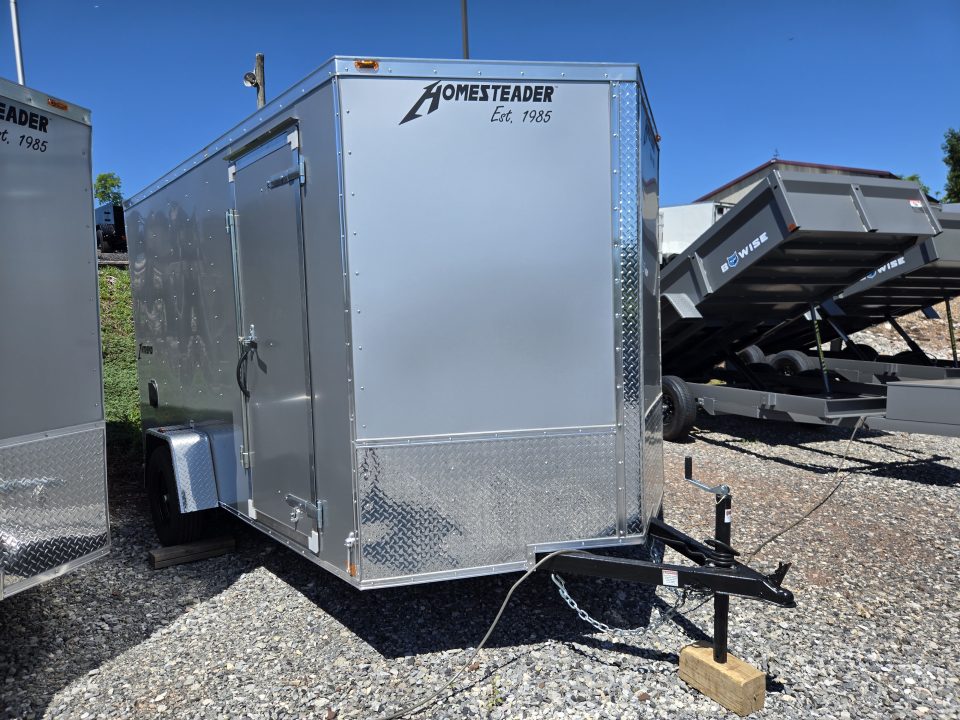 Enclosed Cargo Trailer photo 2