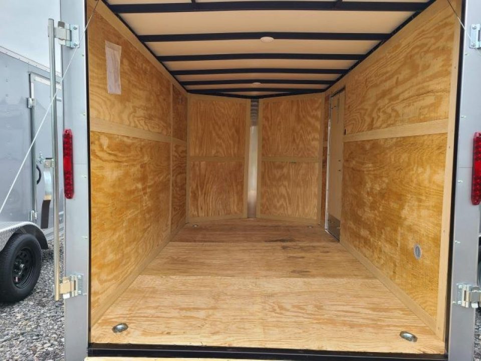 Enclosed Cargo Trailer photo 5
