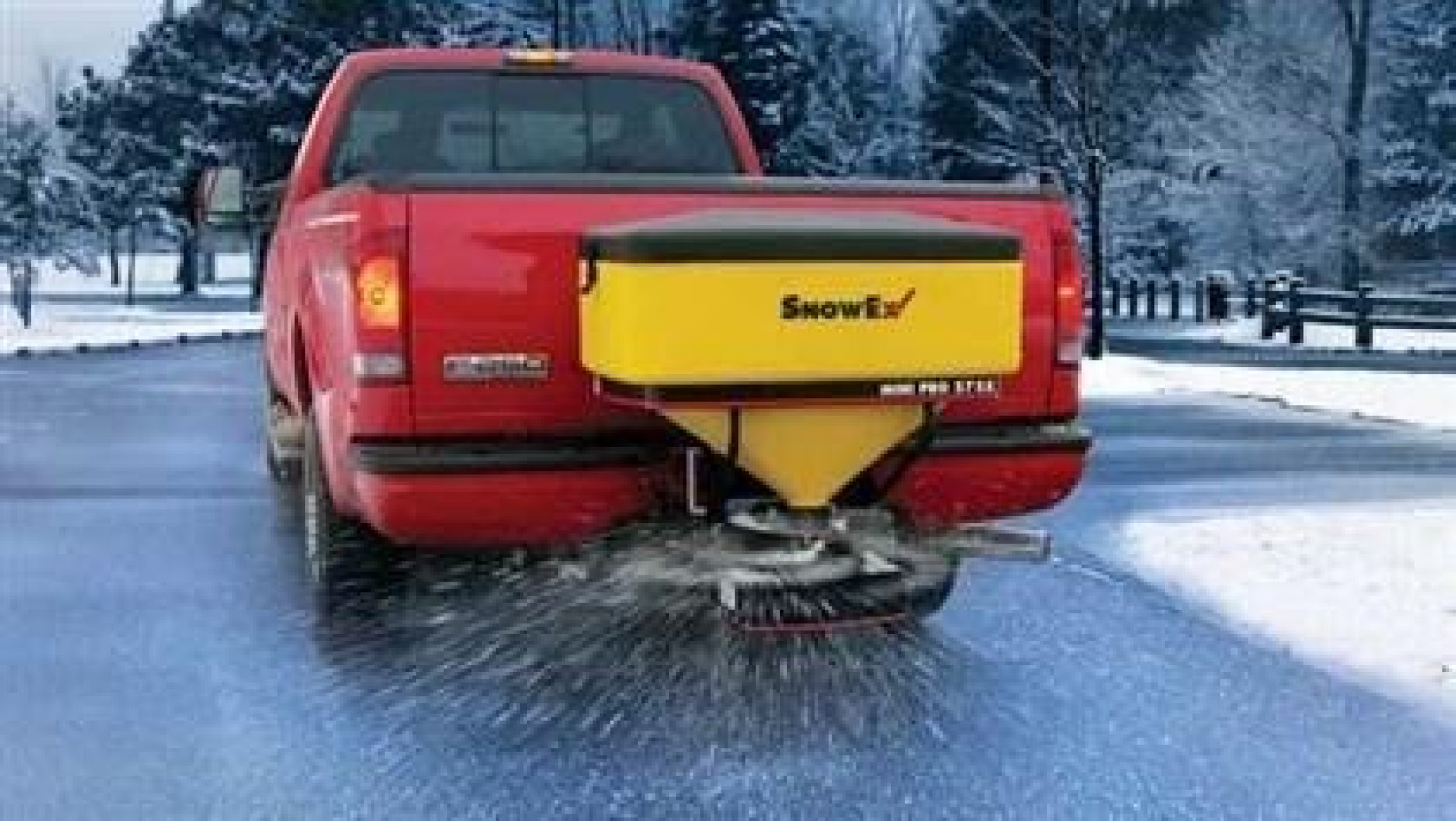 New SnowEx 10.75cf Tailgate Pro Poly Tailgate Spreader **w/2" Hitch Mount, SP1075X-1
