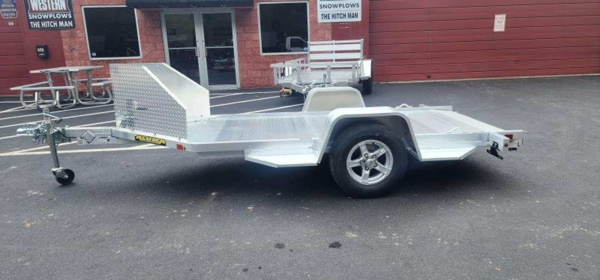 New 4'3" x 10'5" Aluma MC10 Aluminum Single Motorcycle Trailer 2k