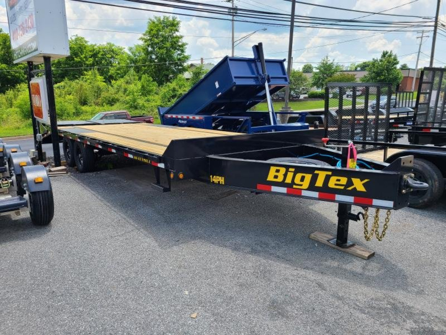 New 8.5' x 25' (20'+5') Big Tex 14PH Deckover Equipment Trailer, 16K GVWR ***w/Spare Tire, Mega Ramps