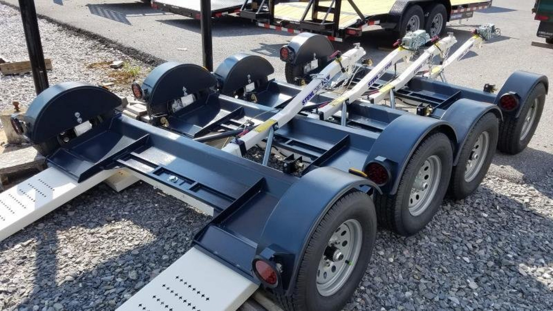 New 80" Stehl Tow 3.5k Tow Dolly  **No Brakes