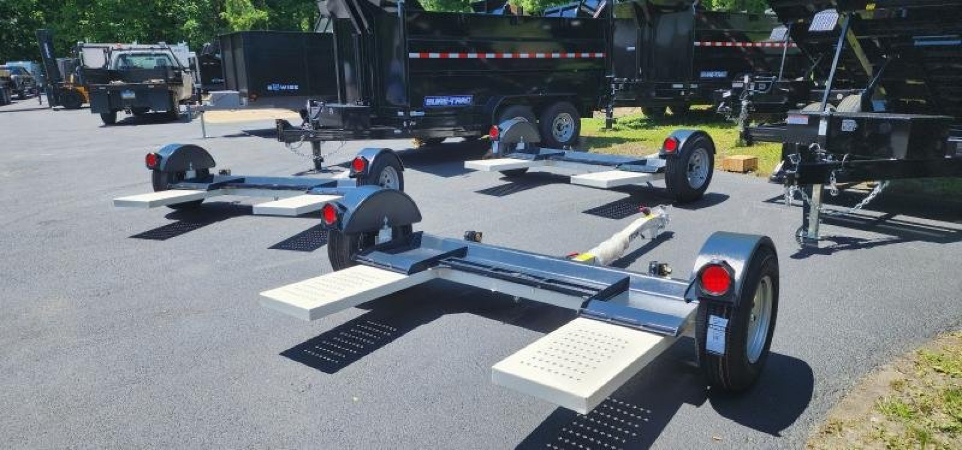 New 80" Stehl Tow 3.5k Tow Dolly  **No Brakes