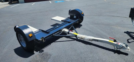 New 80" Stehl Tow 3.5k Tow Dolly  **No Brakes