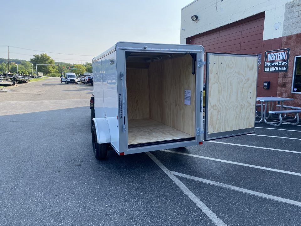 Enclosed Cargo Trailer photo 9