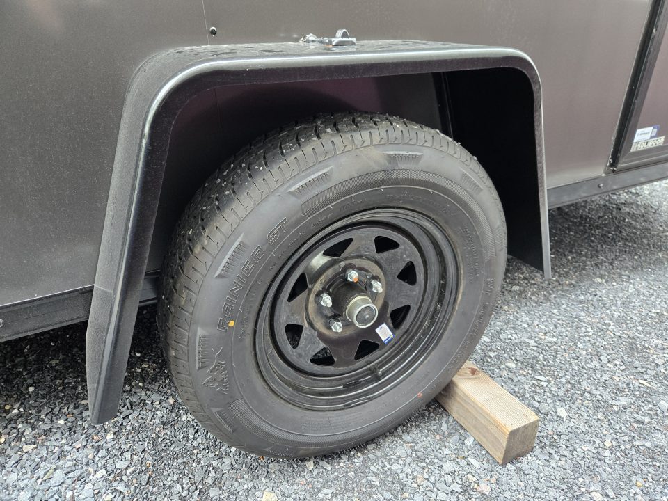 New 6 x 12 Look ST DLX V-Nose Cargo Trailer, 3K GVWR ***Charcoal w/Black Trim, Ramp Door w/Flap, (4) D-Rings