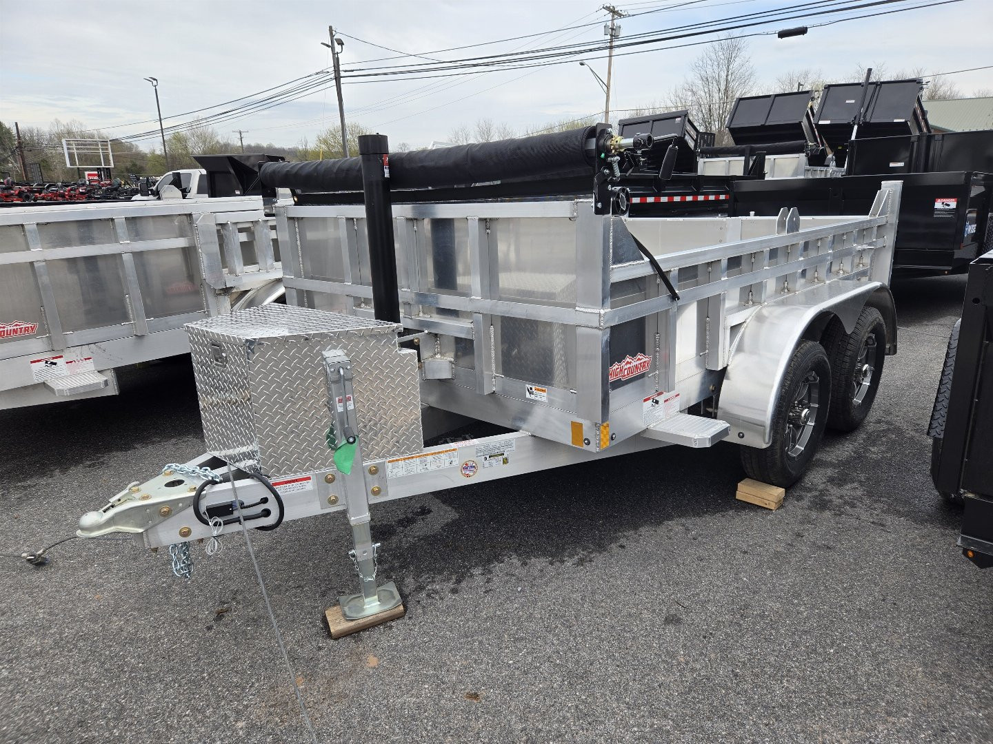 New 6 x 10 High Country Aluminum Dump Trailer, 7K GVWR ***Includes Tarp Kit, Telescopic Lift, Alum Wheels