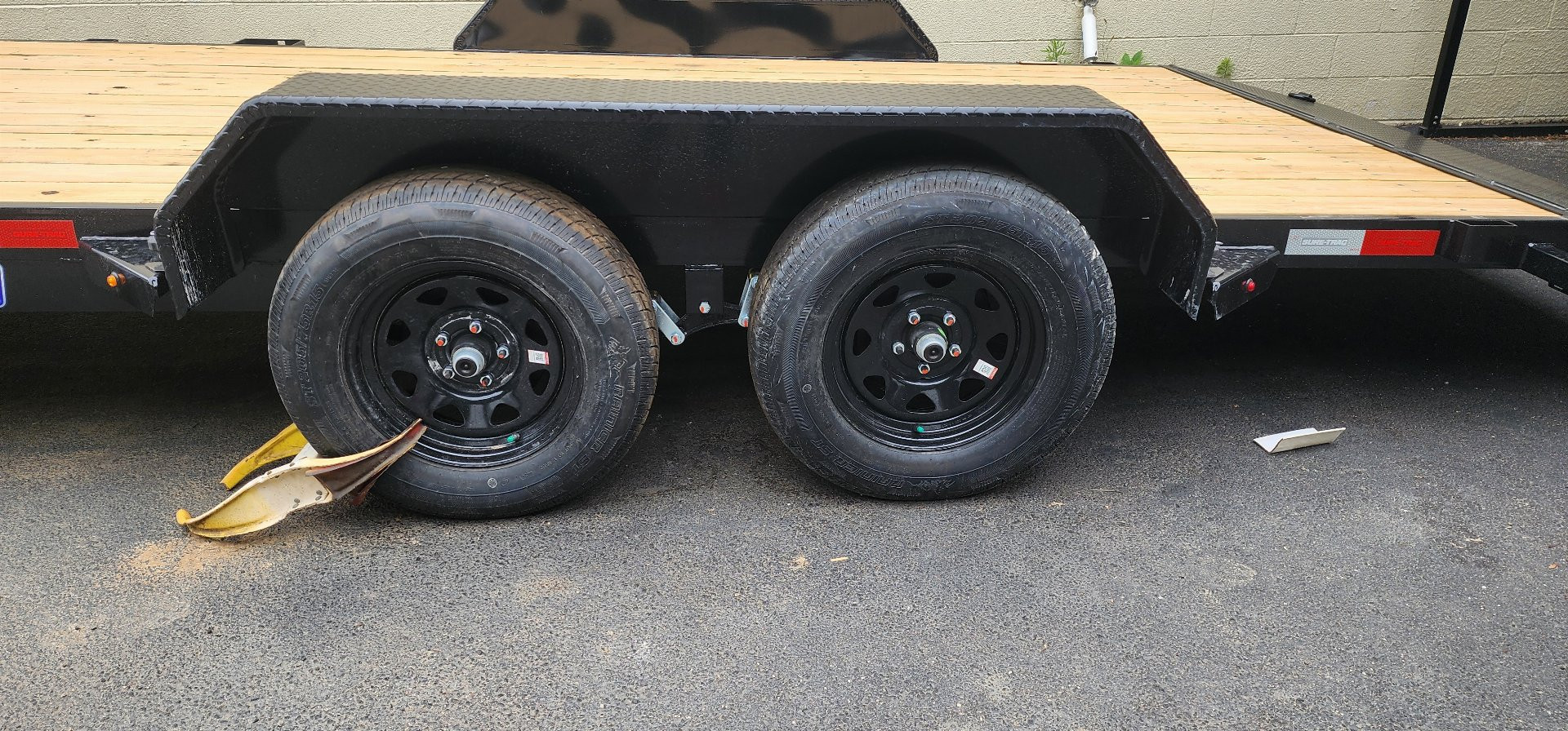 New 7 x 18 (16+2) SURE-TRAC Car Hauler Trailer 7K