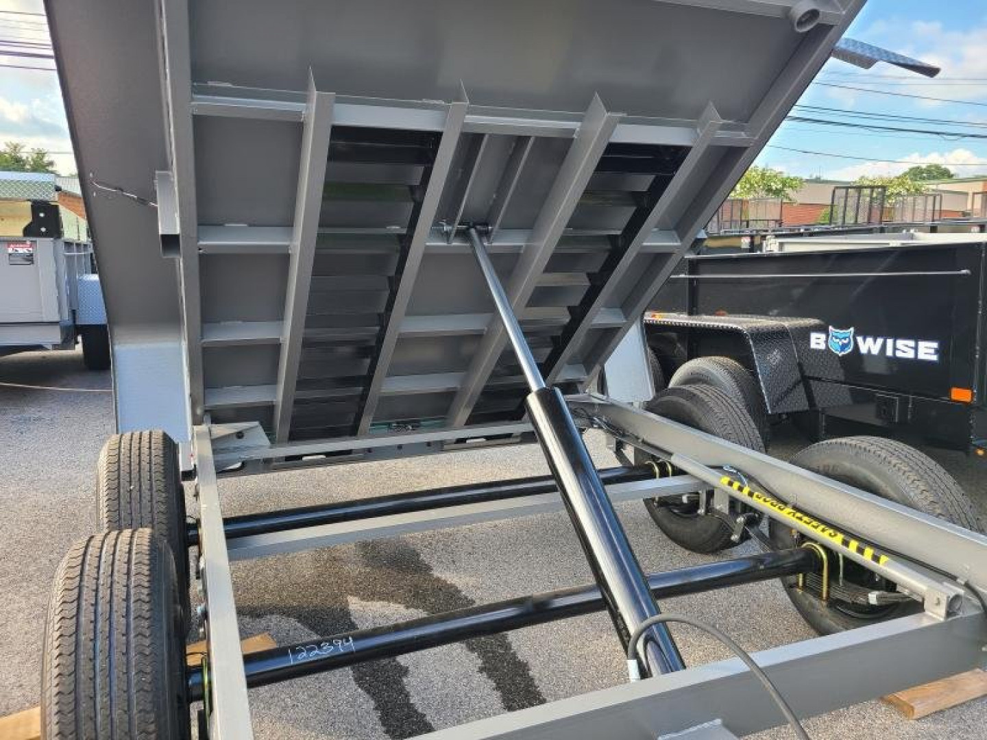 New 6 x 10 B-WISE LE Series Low Profile Dump Trailer, 10K GVWR ***Hammertone Gray w/ Combo Gate, Ramps & D-Rings