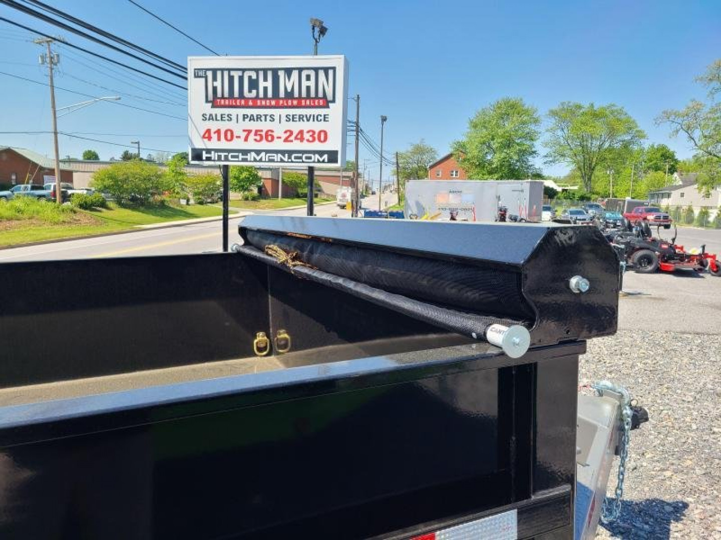 New 7 x 16 B-WISE HD Low Profile Scissor Hoist Dump Trailer, 15.4k GVWR  **Black w/Hammertone Gray Frame, Hydraulic Jack, Spring Tarp Kit, Stab. Jacks, 110v Batt Charger