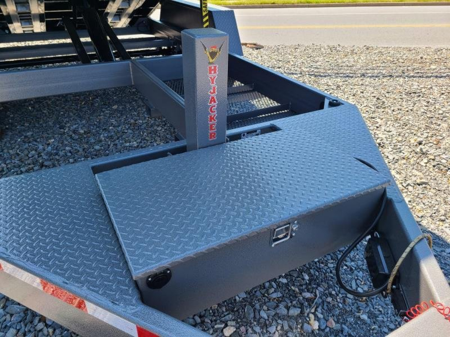 New 7 x 16 B-WISE HD Low Profile Scissor Hoist Dump Trailer, 15.4k GVWR  **Black w/Hammertone Gray Frame, Hydraulic Jack, Spring Tarp Kit, Stab. Jacks, 110v Batt Charger