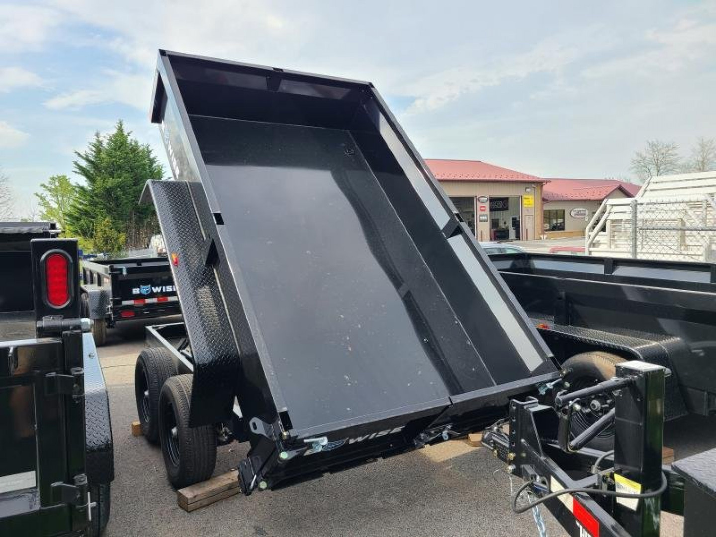 New 6 x 10 B-WISE LE Series Low Profile Dump Trailer, 10K GVWR ***w/Combo Gate, Ramps & D-Rings