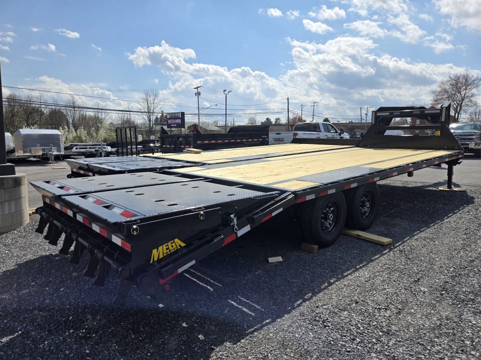 New 8.5 x 25 (20+5) Big Tex 14GN Gooseneck Deck Over Equipment Trailer 16k **w/Mega Ramps & Spare Tire