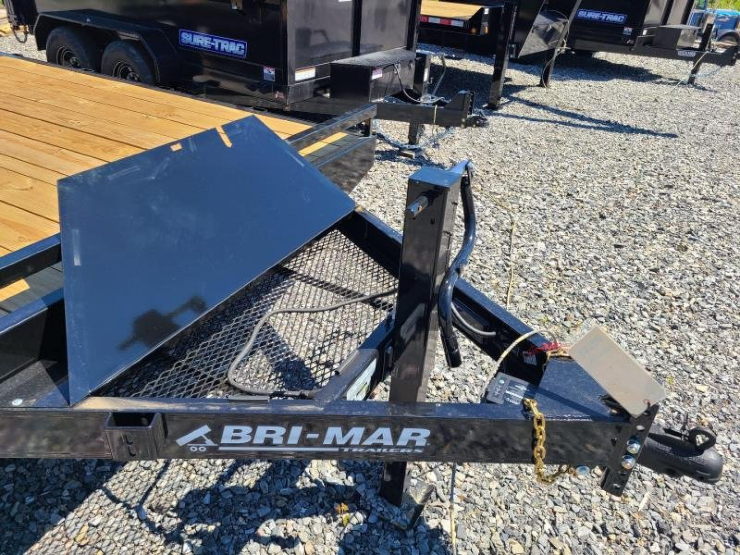 New 8.5 x 20 B-Wise EH820-10 Deckover Equipment Trailer 10K  ***HD Split Landscape Gate