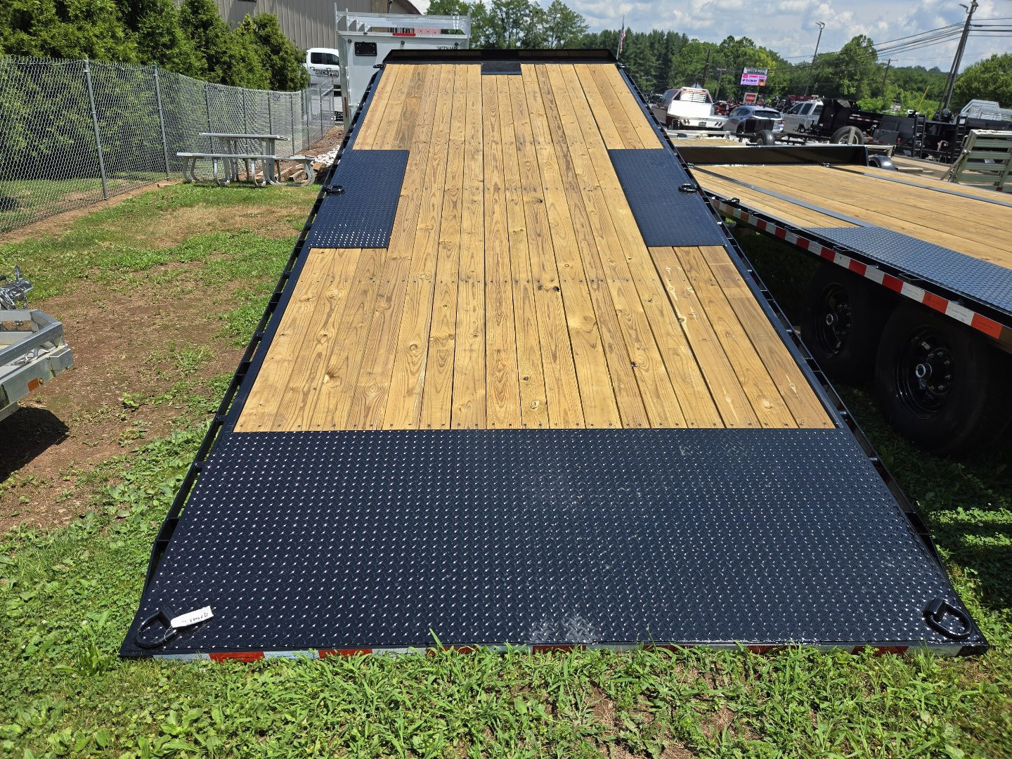 New 8.5 x 22 Sure-Trac HD Power-Tilt Deck Over Equipment Trailer 15K GVWR