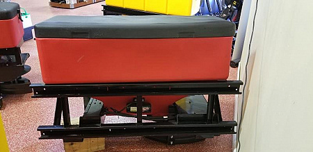 New Western Pro Flo 900 Salt Spreader