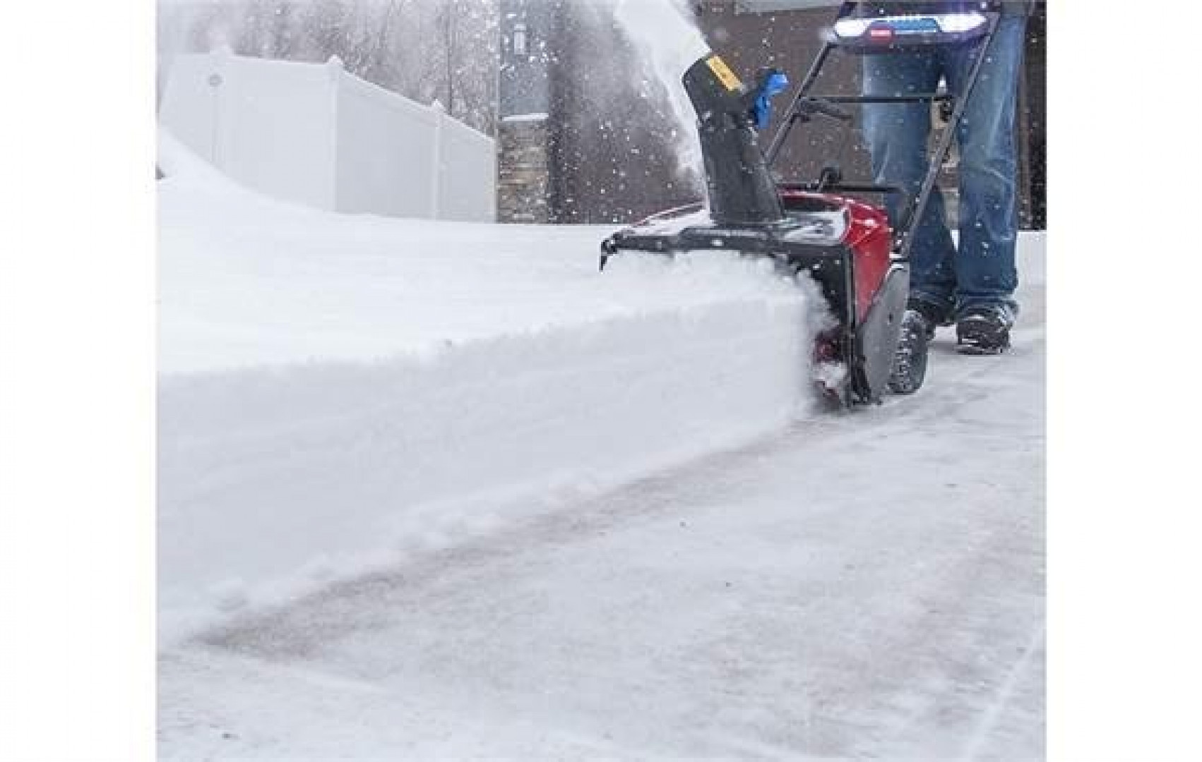 New Toro 39901 Power Clear 60v Cordless e21 (7.5ah Battery) Snow Thrower