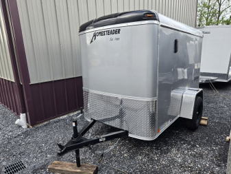 New 5 X 8 Homesteader Challenger Cargo, 3k GVWR **Silver w/Side Dr, Wall Vents, Int. Light