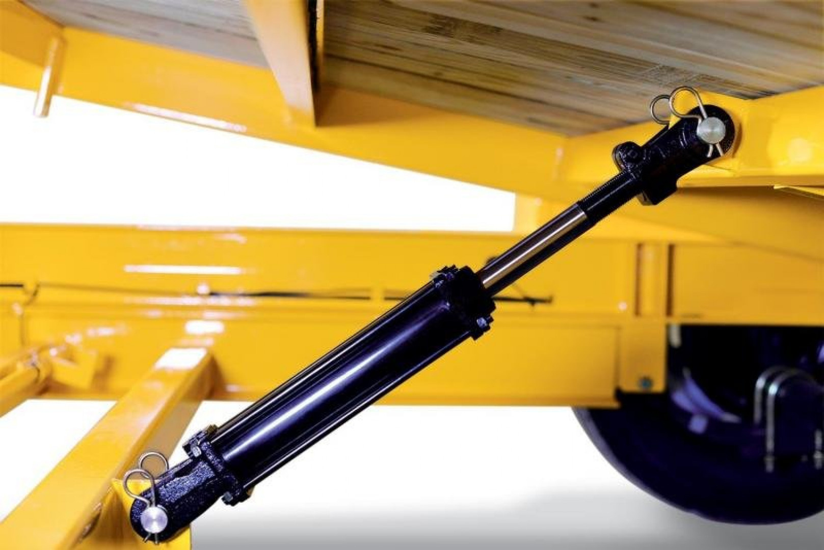 New 7 x 18 Sure-Trac Tilt Bed Equipment Trailer, 14k GVWR